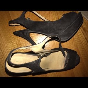 Dress peep toe suede shoes